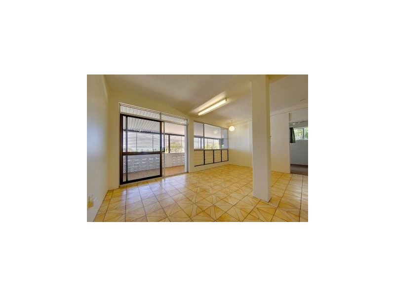 1/322 Stanley Street, North Ward QLD 4810