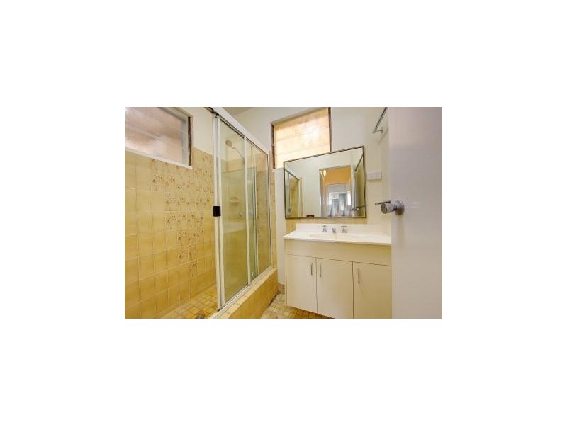 1/322 Stanley Street, North Ward QLD 4810