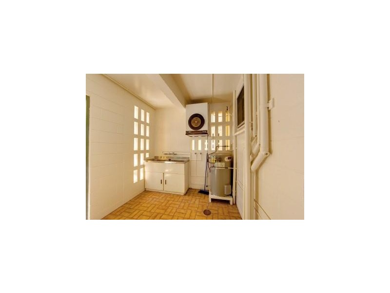 1/322 Stanley Street, North Ward QLD 4810