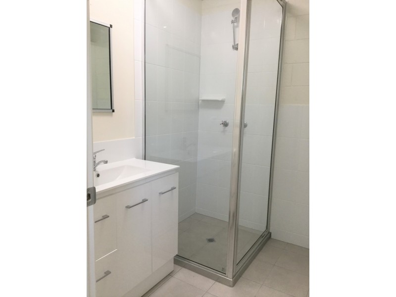 1/47 Ahearne Street, Hermit Park QLD 4812