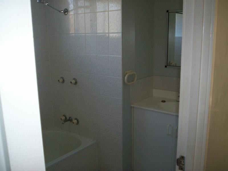 Unit 1/84 Mitchell Street, North Ward QLD 4810