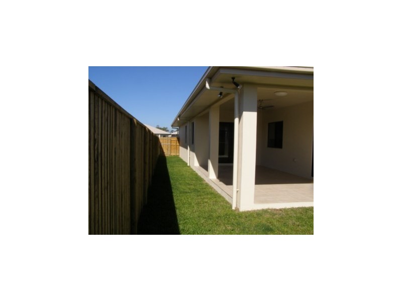 105 Lady Musgrave Circuit, Burdell QLD 4818