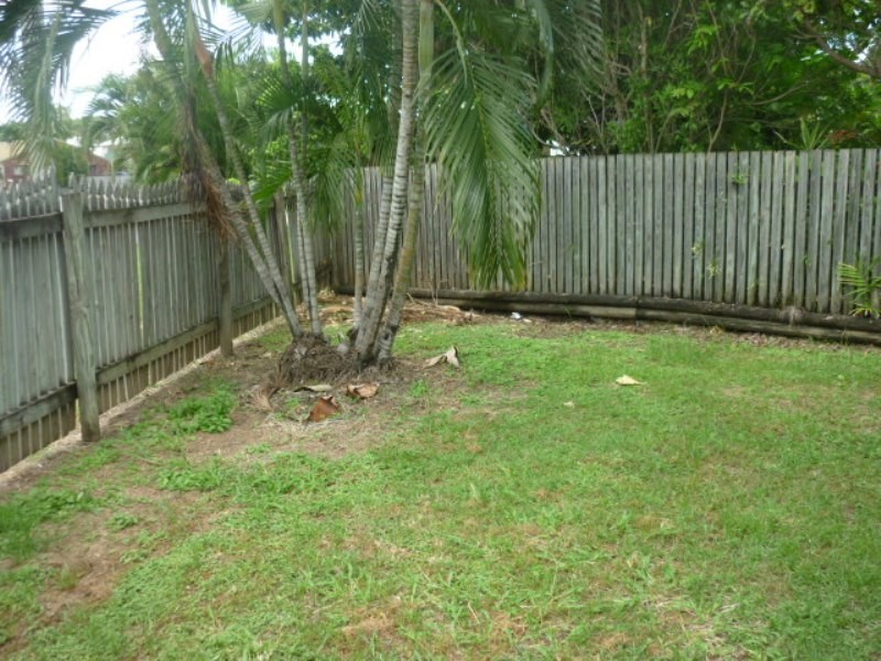 31 Flower Street, Railway Estate QLD 4810