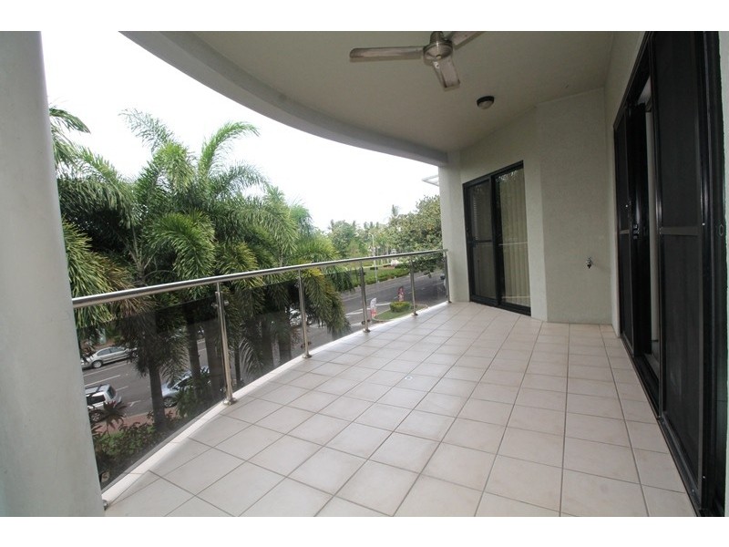 4/22 The Strand, North Ward QLD 4810