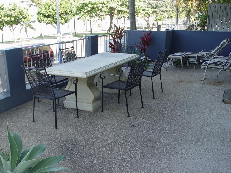 10/109 The Strand, North Ward QLD 4810