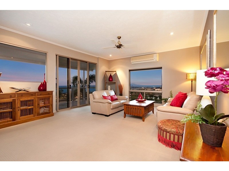 4 Edinburgh Court, Castle Hill QLD 4810