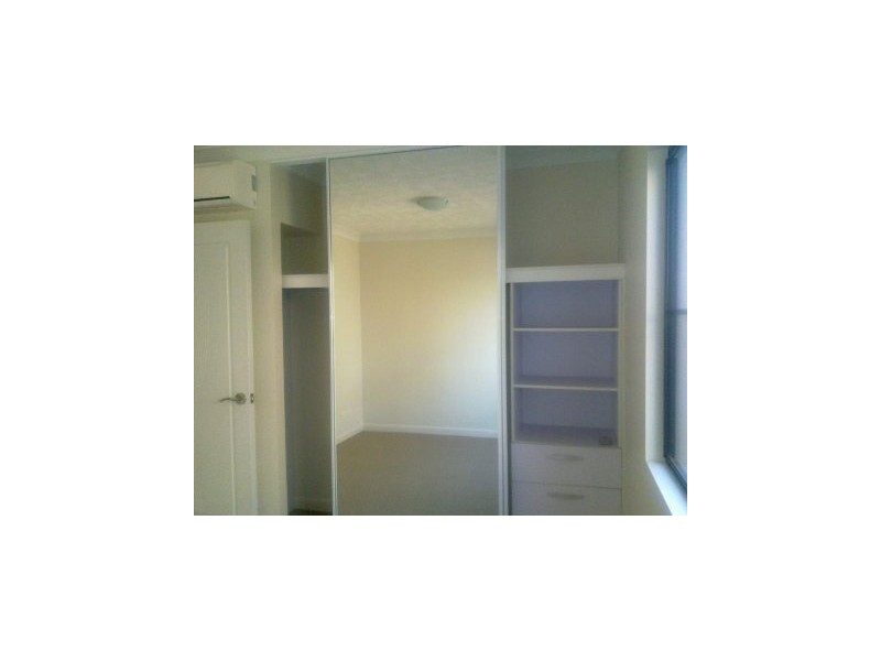 24/319 Angus Smith Drive, Douglas QLD 4814