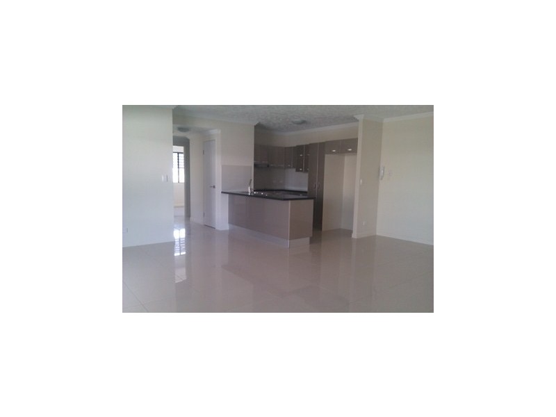 39/319 Angus Smith Drive, Douglas QLD 4814