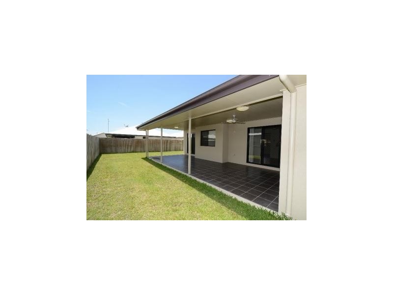 11 Rowley Place, Burdell QLD 4818