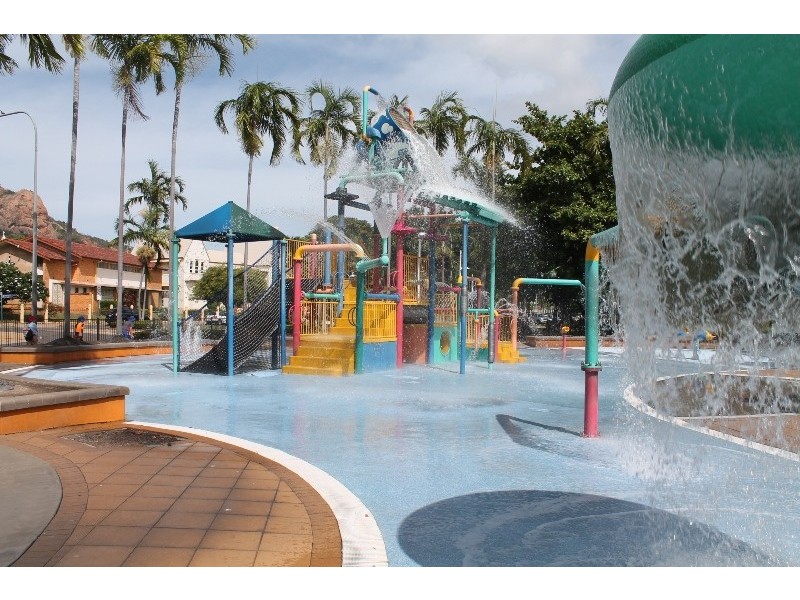 Unit 8/22 Mitchell Street, North Ward QLD 4810