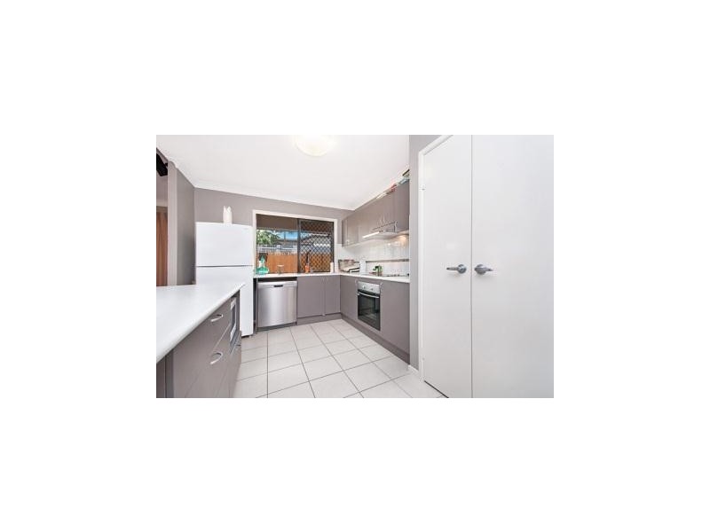 5 Carswell Avenue, Kirwan QLD 4817