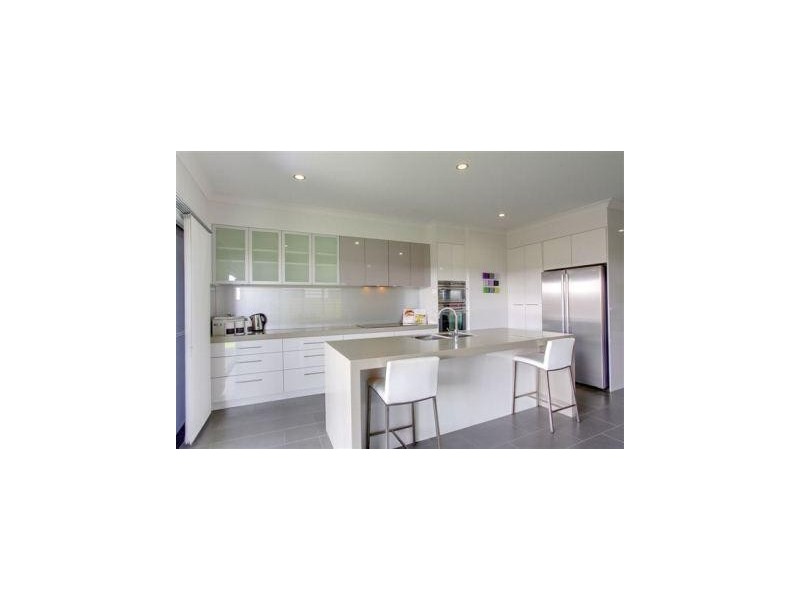 13 Balladonia Avenue ‘SANCTUM’, Mount Low QLD 4818