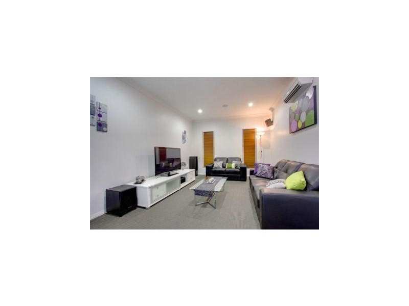 13 Balladonia Avenue ‘SANCTUM’, Mount Low QLD 4818