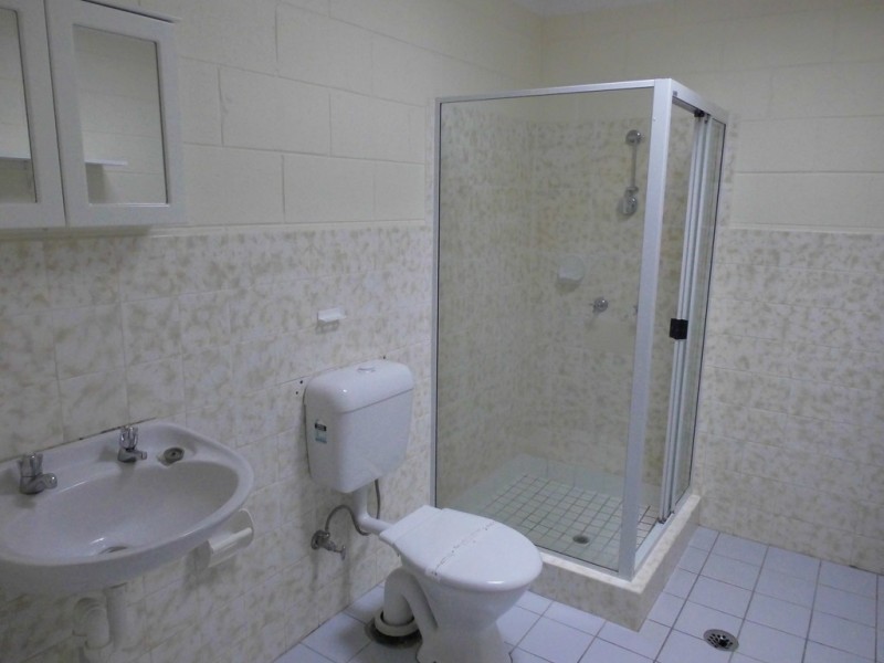 Unit 2/11 Narangi St, Heatley QLD 4814