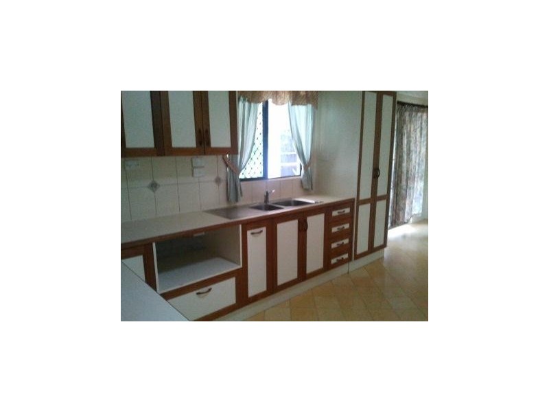 17 Chantilly Court, Rasmussen QLD 4815