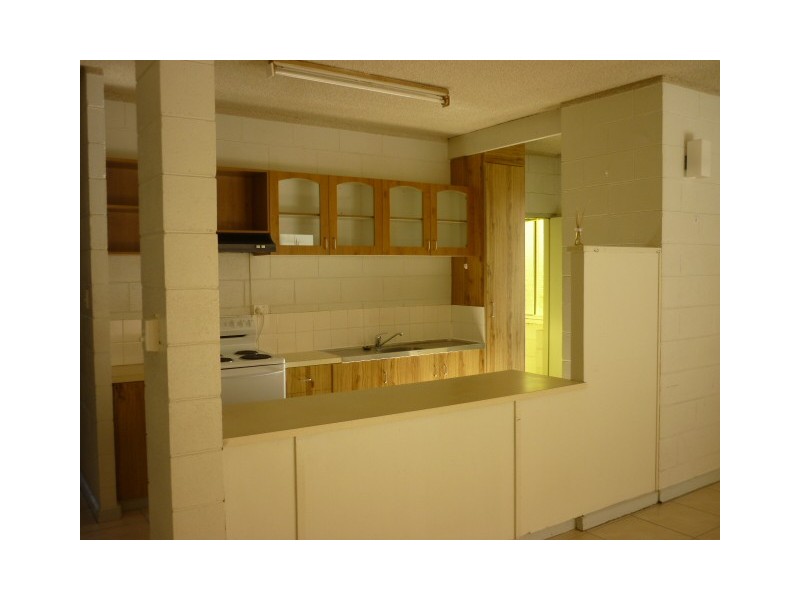 6/91 The Strand, North Ward QLD 4810