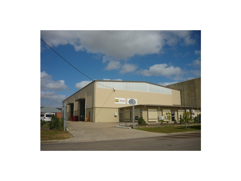 80 Crocodile Crescent, Mount St John QLD 4818