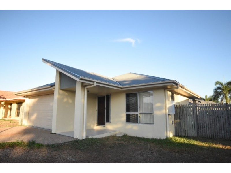 27 Elphinstone Drive, Kirwan QLD 4817