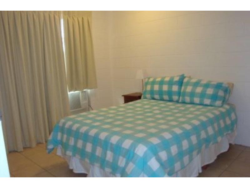 8/37 Hugh Street, West End QLD 4810
