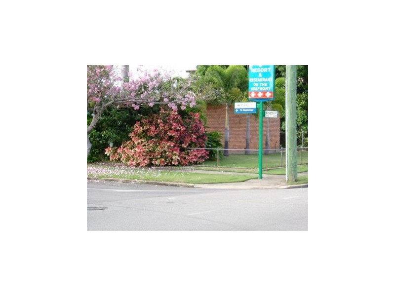 Unit 3/29 Bundock St “Dolphins”, Belgian Gardens QLD 4810