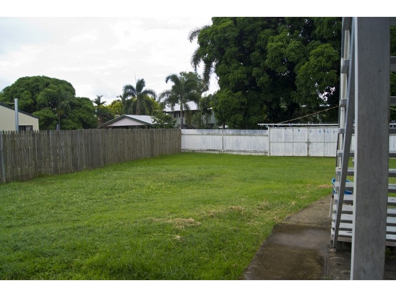 22 Anderson, Railway Estate QLD 4810