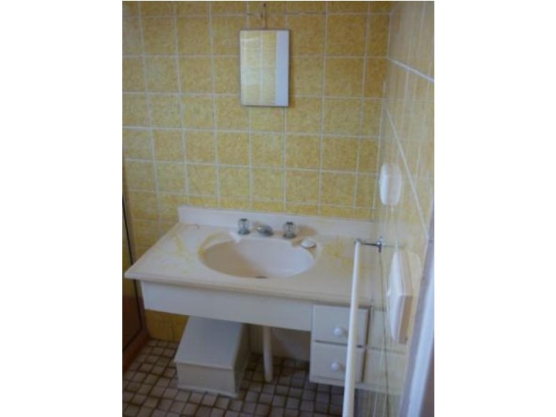 2/5 Windsor Street, Hermit Park QLD 4812