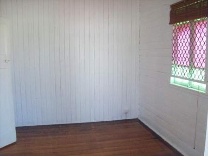 Hermit Park QLD 4812