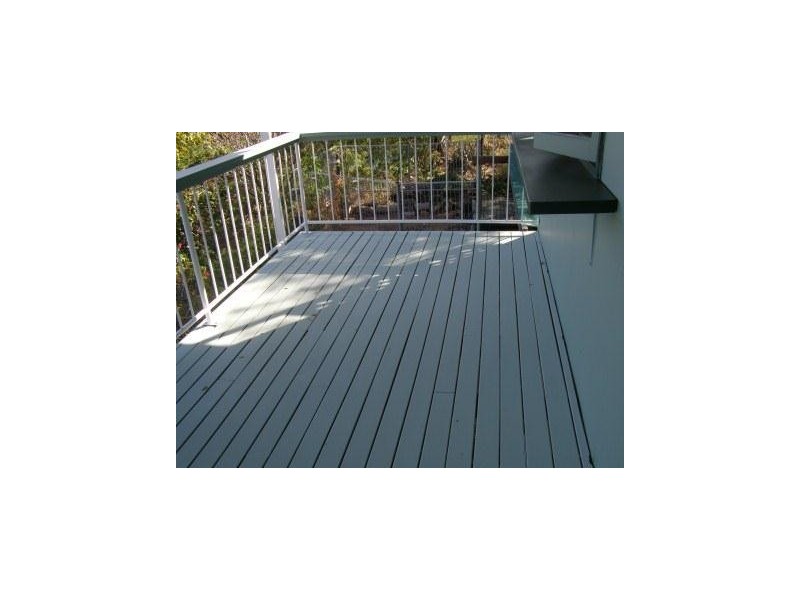 61 Francis St, West End QLD 4810