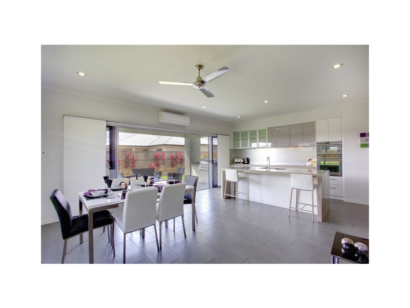 13 Balledonia, Mount Low QLD 4818