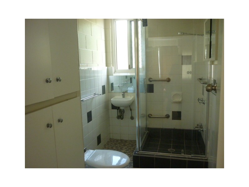 4/133 Eyre Street, North Ward QLD 4810