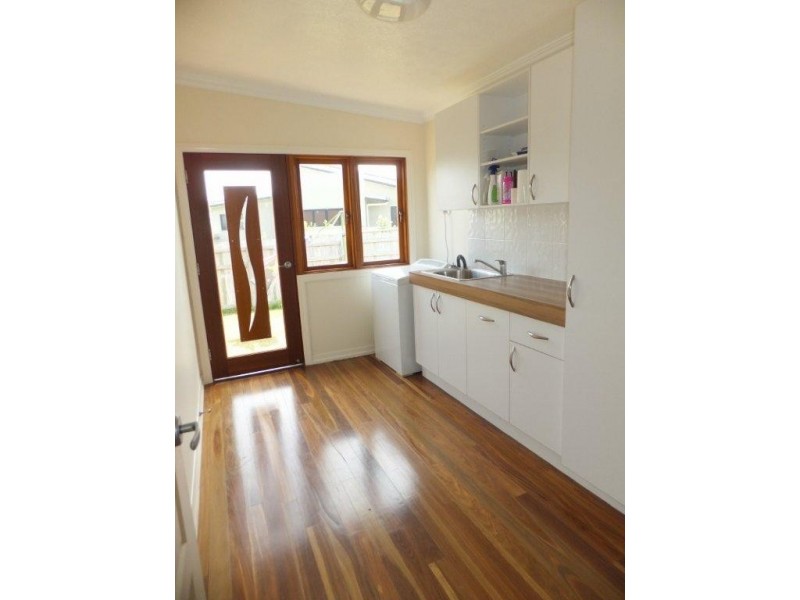 14 Shoalmarra, Mount Low QLD 4818