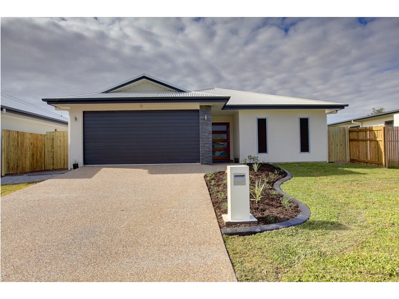 7 Black Apple, Mount Low QLD 4818