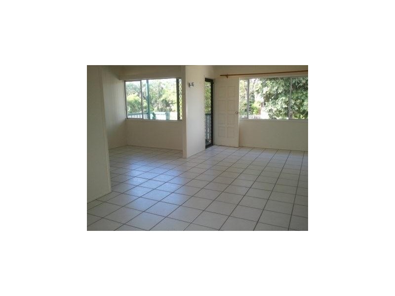 61 Wackett, Pallarenda QLD 4810