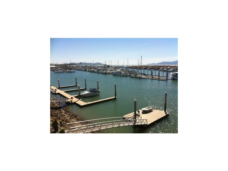 10/18-30 Sir Leslie Thiess Drive, Townsville City QLD 4810