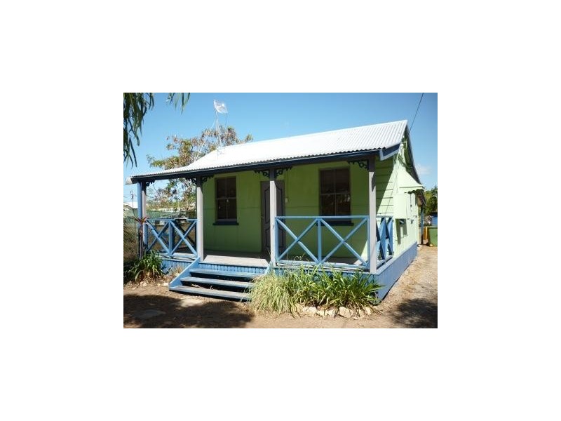 17 Morehead Street, South Townsville QLD 4810