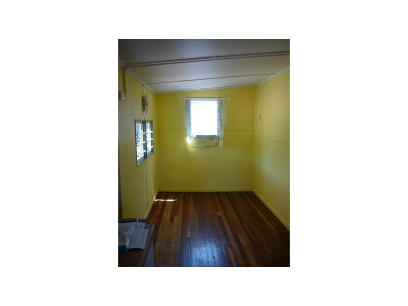 17 Morehead Street, South Townsville QLD 4810