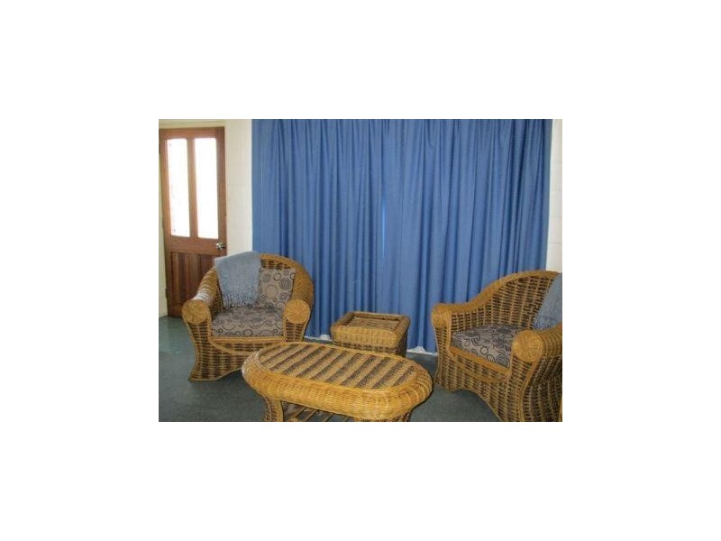 2/73 Punari St “The Haciendas”, Currajong QLD 4812