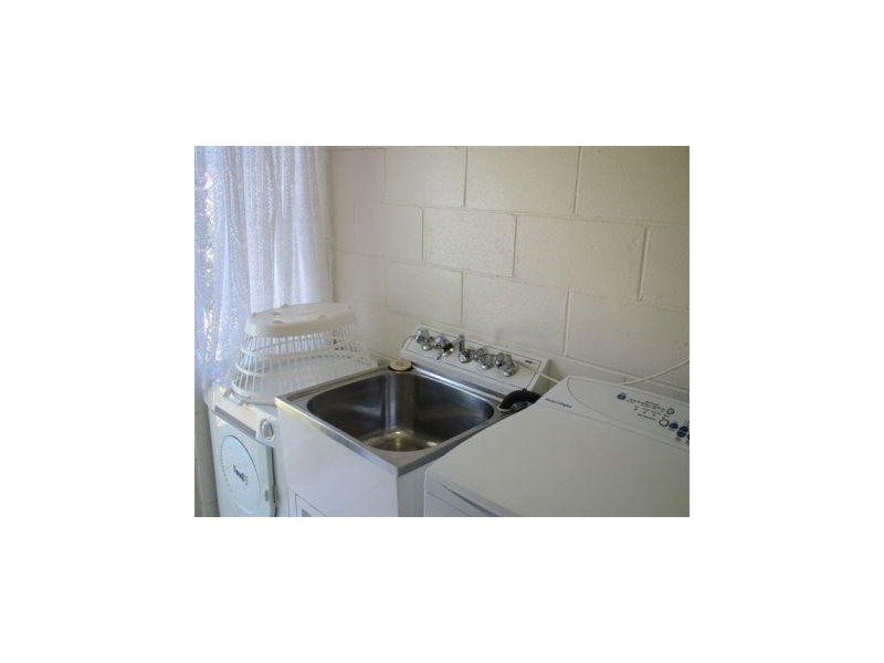 2/73 Punari St “The Haciendas”, Currajong QLD 4812