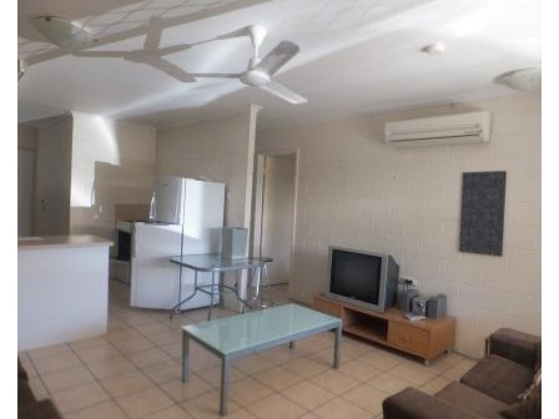8/37 Hugh Street, West End QLD 4810