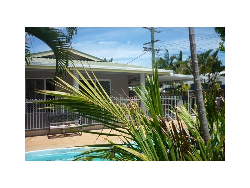 Unit 1/39 Ford Street, Hermit Park QLD 4812