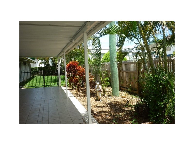 Unit 1/39 Ford Street, Hermit Park QLD 4812