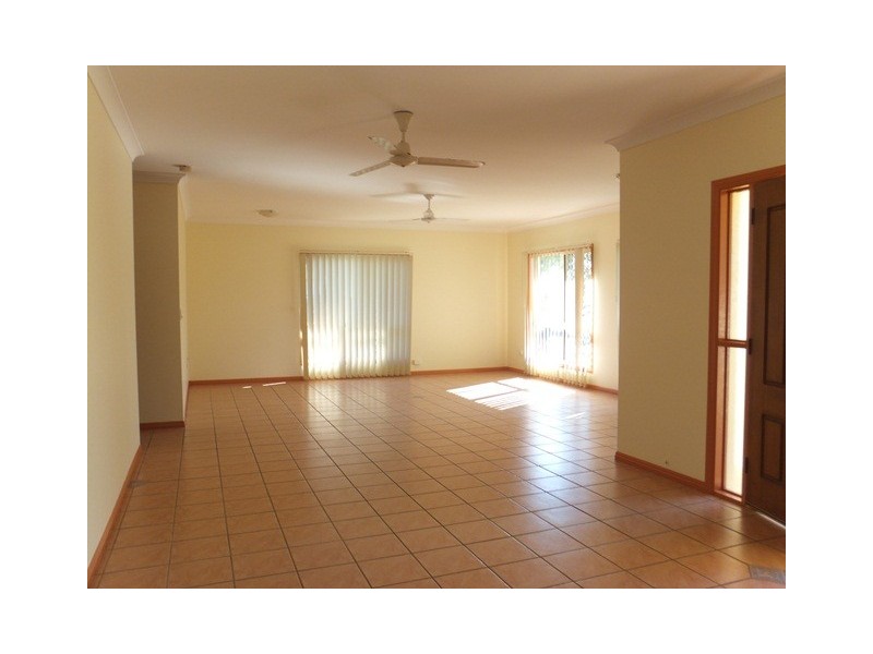 28 GLENDALE DRIVE, Annandale QLD 4814