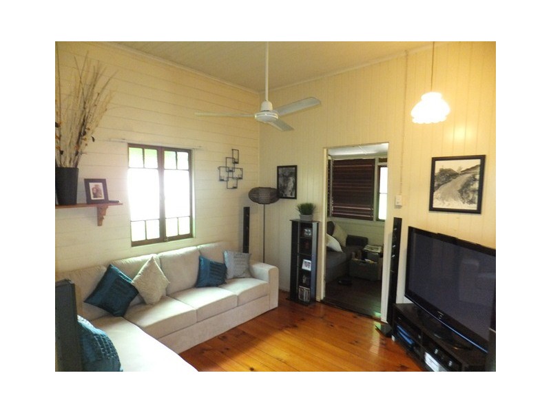 115 TWELFTH AVENUE, Railway Estate QLD 4810