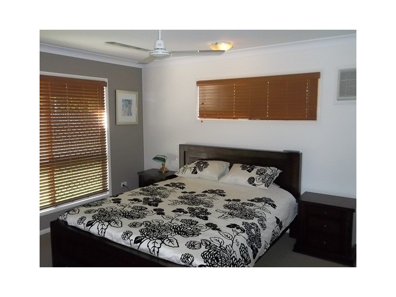 12 Sarina Court, Mount Louisa QLD 4814