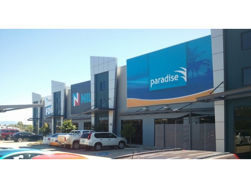 719 Woolcock Street, Mount Louisa QLD 4814