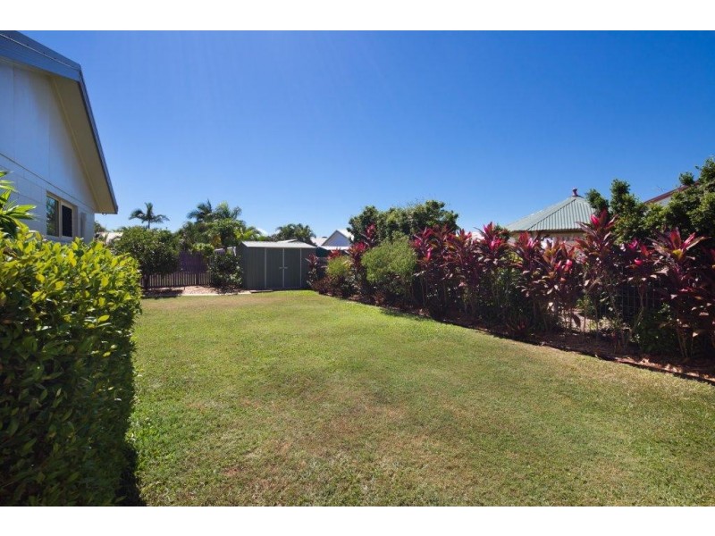 33 Barnett Street, Mount Louisa QLD 4814