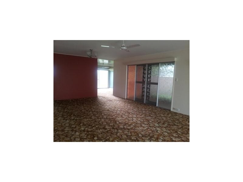 8 Tyrrell Street, Gulliver QLD 4812