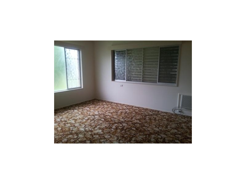 8 Tyrrell Street, Gulliver QLD 4812