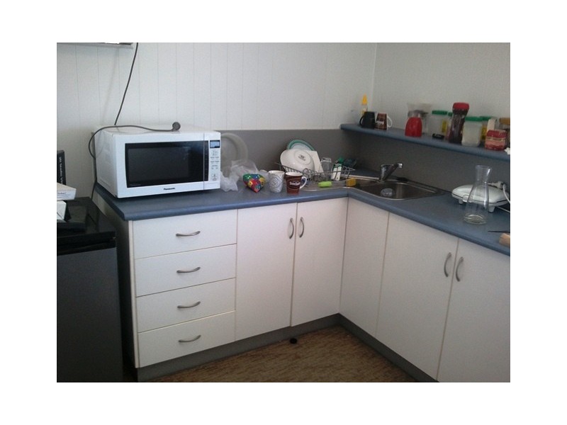 10 A Cummins Street, Hyde Park QLD 4812