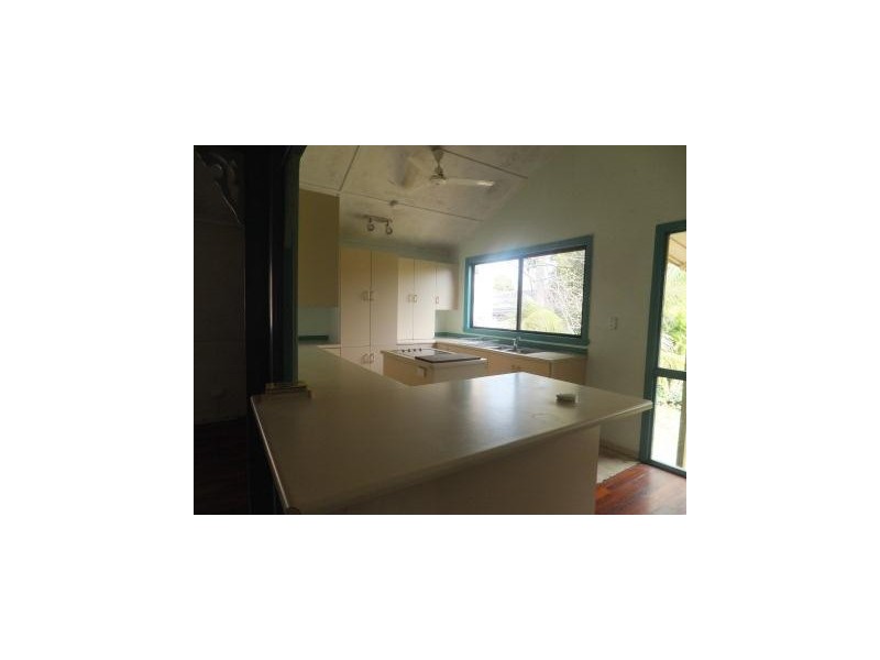 86 Francis Street, West End QLD 4810